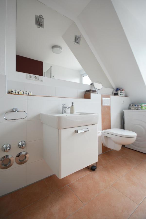 Apartmán Rieslingstube Bei Britta & Joachim Undenheim Exteriér fotografie